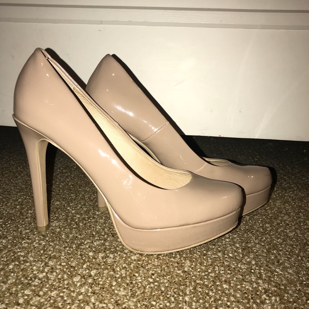Chinese Laundry Nude Pumps